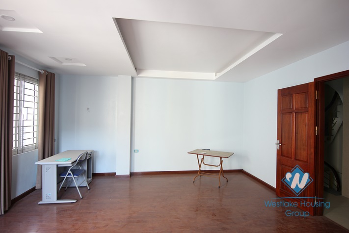 Nice house with 7 floor for rent in Doi Can st, Ba Dinh District.