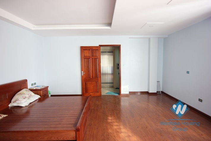 Nice house with 7 floor for rent in Doi Can st, Ba Dinh District.