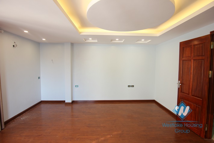 Nice house with 7 floor for rent in Doi Can st, Ba Dinh District.
