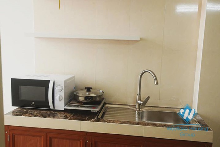 Reasonable price 1 bedroom apartment for rent in Ba Dinh district, Ha Noi.