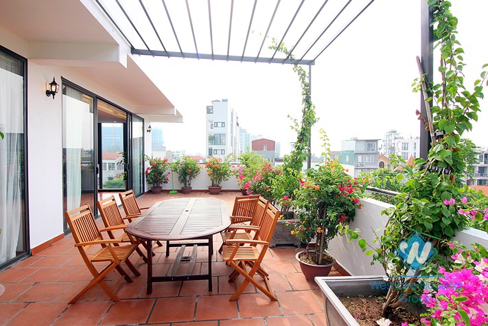 A Luxury and Morden 02 bedrooms apartment with big balcony for rent in Tay Ho area.