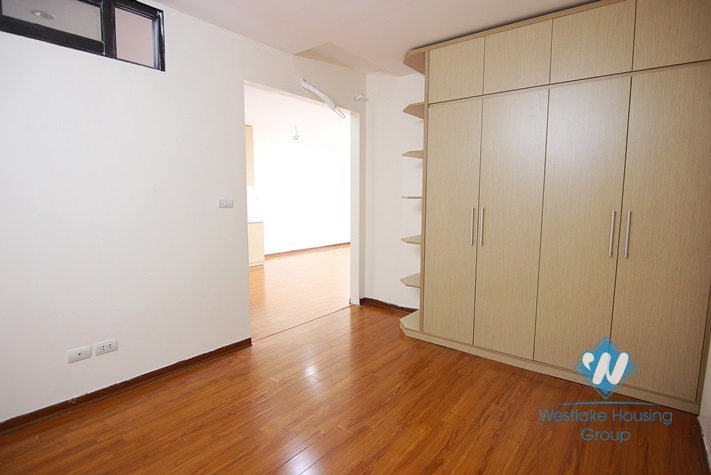 A Brandnew 02 bedrooms apartment for rent in Packexim2, Tay Ho area.