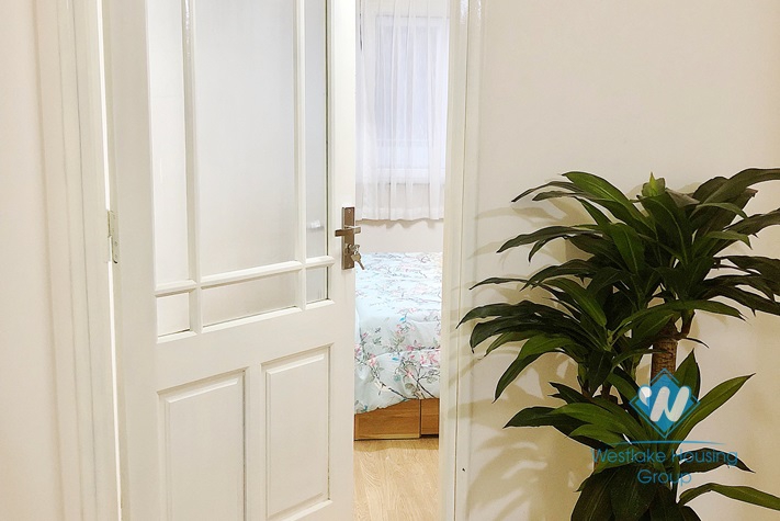 A Cozy 2 bedrooms apartment for rent in Van Cao, Ba Dinh area.