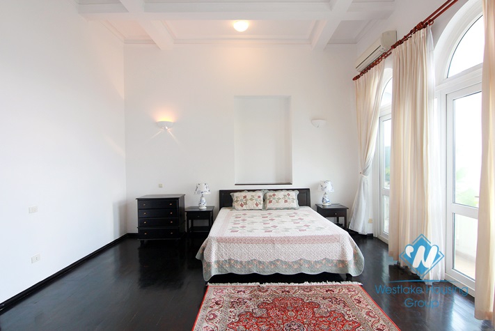 Lakeview spacious apartment for rent in Tay Ho, Hanoi