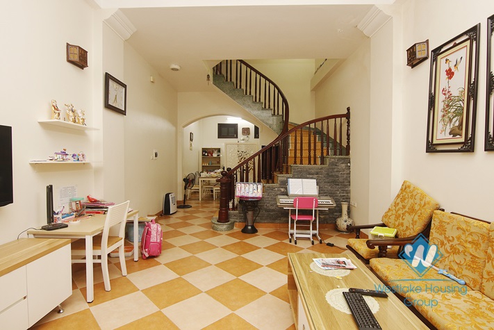 Nice 04 bedrooms house for rent in Dang Thai Mai Street, Tay Ho district.