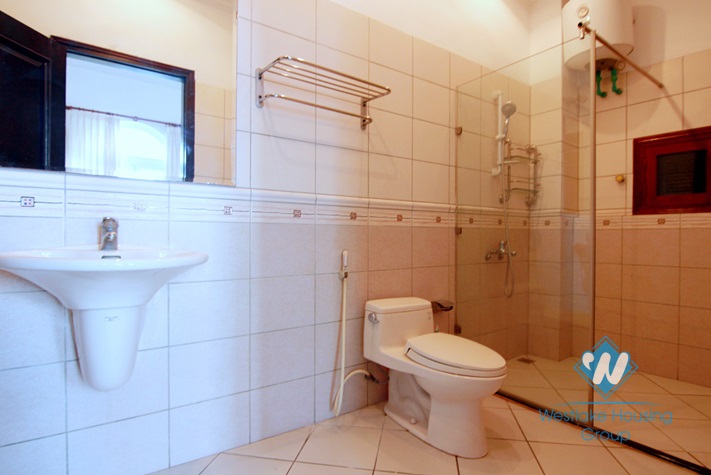 Lakeview spacious apartment for rent in Tay Ho, Hanoi