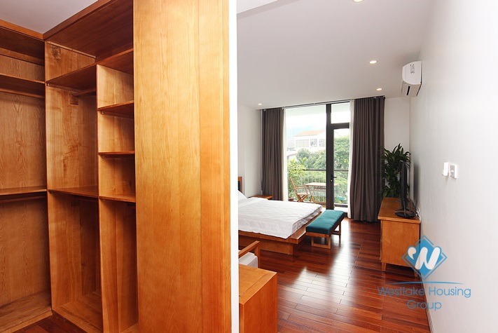 Gorgeously 04 bedrooms apartment for rent in Tay Ho area.