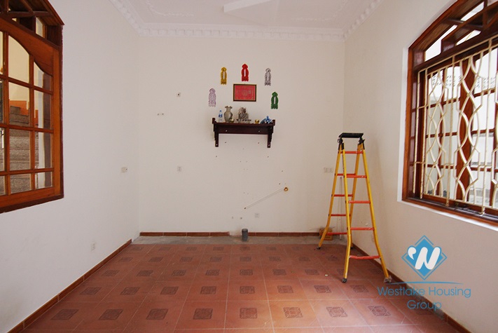 Unfurnished house for rent in Truc Bach area.