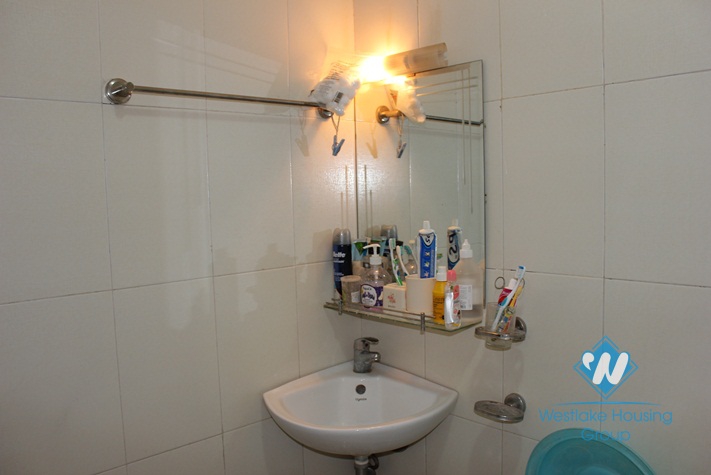 Cosy apartment for lease in Tay Ho 