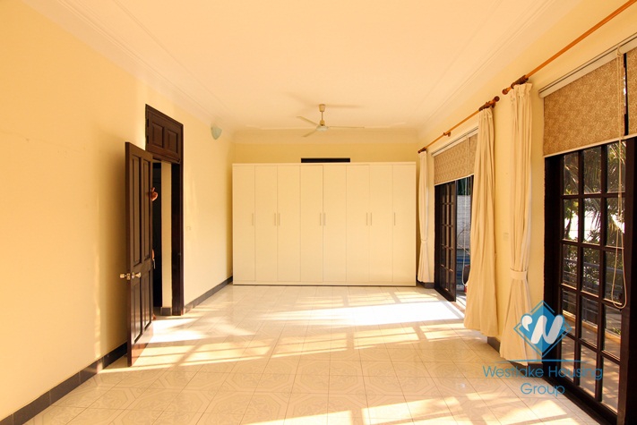 A beautiful house with lake view for rent near Intercontinental Hotel