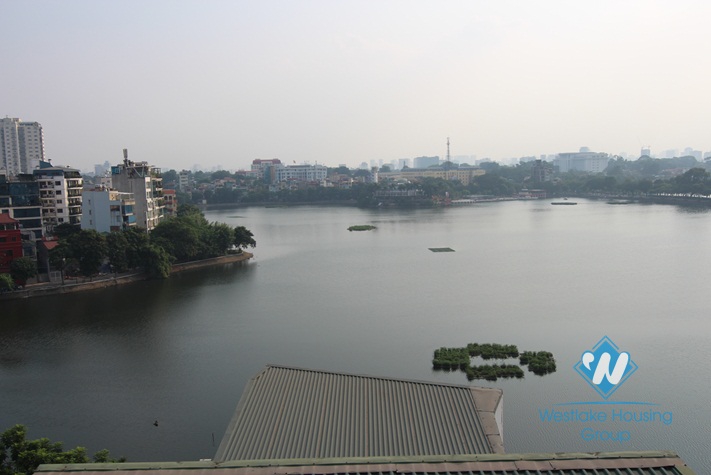 A nicely high floor and elegant apartment for rent in Truc Bach
