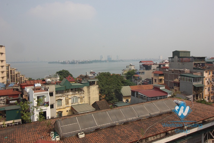 A beautifully modern and bright 1 bedroom apartment for rent in Ba Dinh District