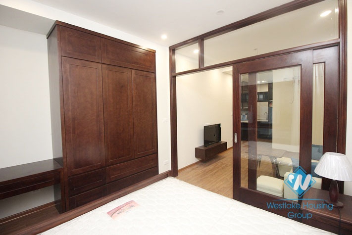 A beautiful and well-designed 1 bedroom apartment for rent in Ba Dinh district