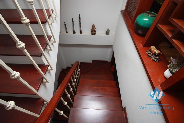 A nice and quiet house with 4 bedrooms for rent in Ba Dinh District