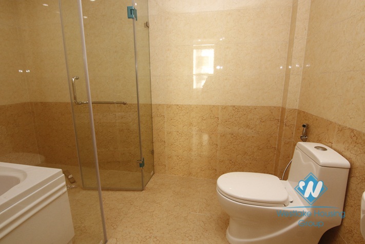 A nice cozy and brand new apartment for rent in Vinhome Gardenia 