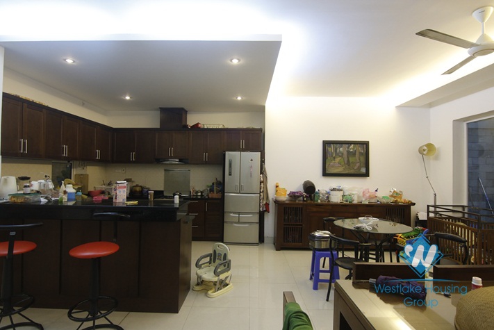 A beautiful and elegant 3 bedroom apartment for rent in Hai Ba Trung