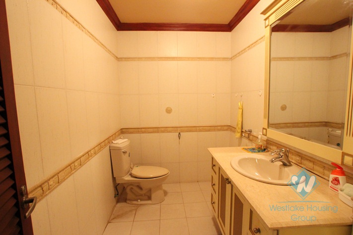 French style house avaialble for rent in Westlake area, fully furnished