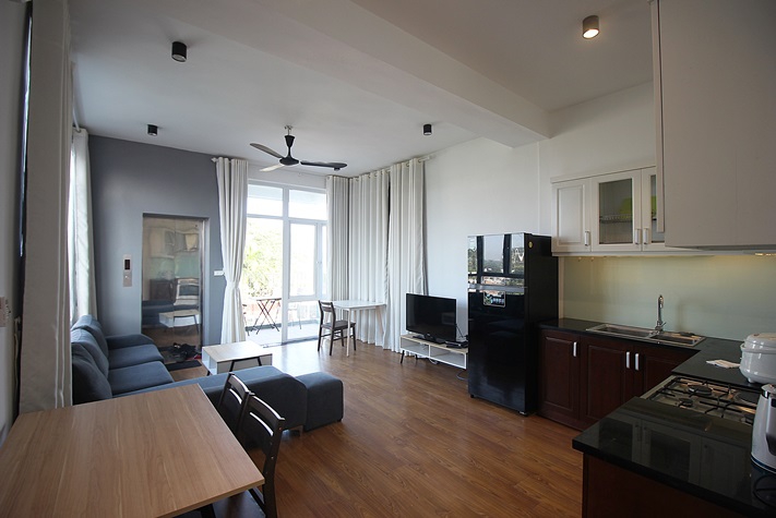 Good valued duplex apartment for lease on Au Co street, Tay Ho, Hanoi