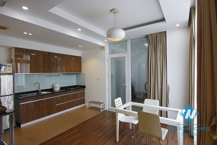Bright studio apartment for rent in Dang Thai Mai st, Quang An ward, Tay Ho District 