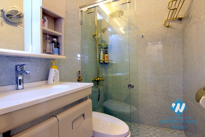 Cheap three bedrooms house for rent in Au Co street, Tay Ho, Ha noi