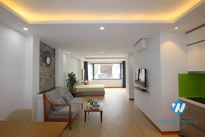 Quality Studio apartment for rent in the heart of Truc Bach area, Ba Dinh District 