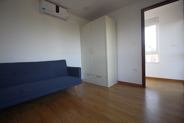 Good valued duplex apartment for lease on Au Co street, Tay Ho, Hanoi