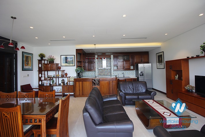 Lake view and spacious apartment for rent in Vu Mien st, Tay Ho, Ha Noi