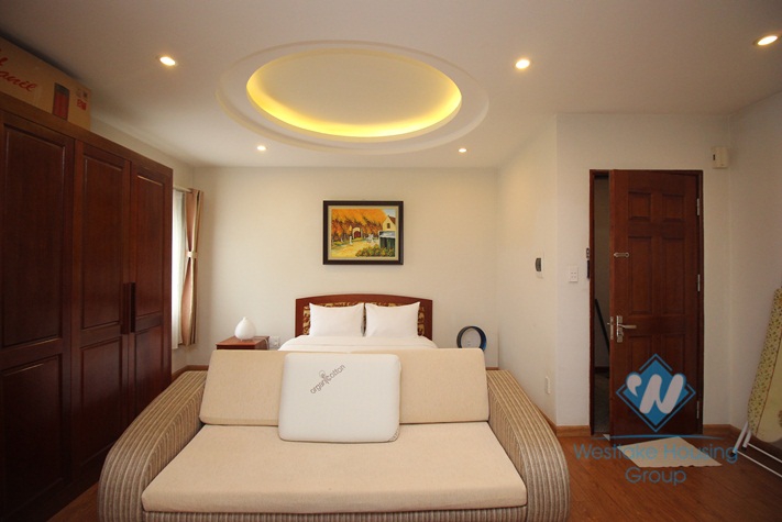 One bedroom apartment for rent in Dao Tan street, Ba Dinh district.
