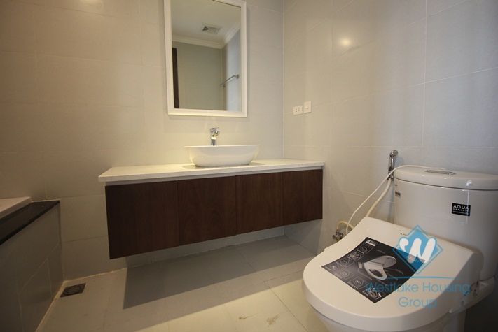 Brand new studio in six floor for rent  in Cau Giay district.