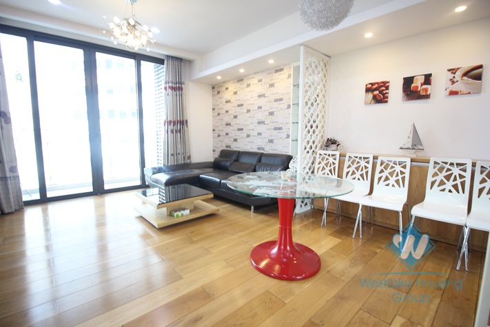 Three bedrooms apartment for rent in IPH, Cau Giay.