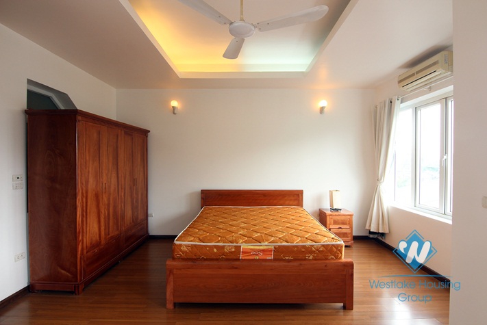 Beatifull house with 05 bedrooms, big terrace and bright for rent in Tay Ho district 