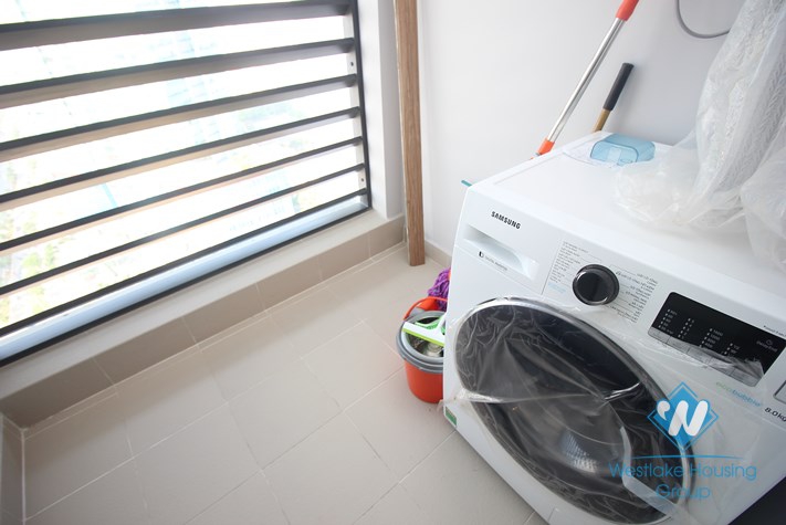 A high floor 2 bedroom apartment with great view for rent in Vinhome Metropolis