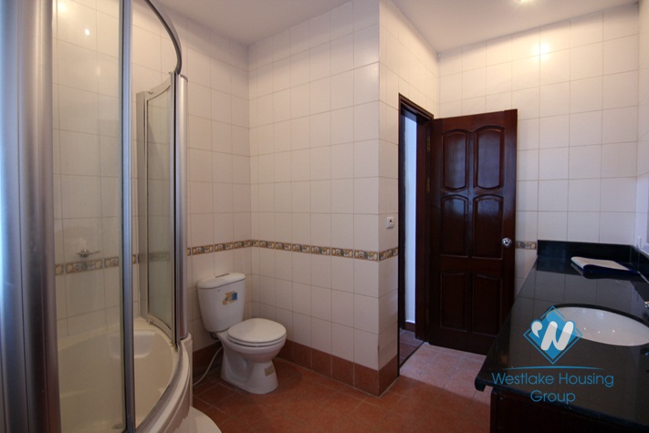 House for rent with 03 bedrooms in Tay Ho area