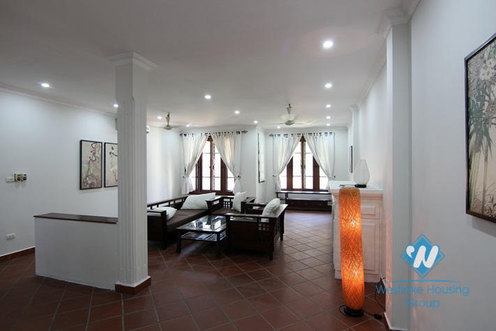 House for rent with 03 bedrooms in Tay Ho area