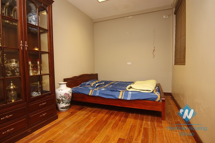 Aprtment for rent in high floor, near Doi Can street, Ba Dinh.