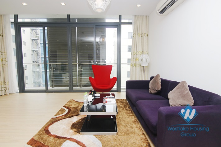 Bright studio for rent in Duy Tan street, Cau Giay area.