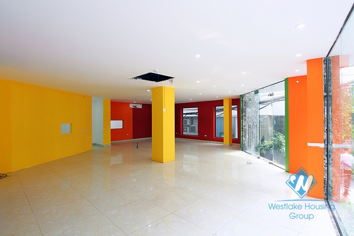 Spacious office, shop for rent in To Ngoc Van st, Tay Ho.