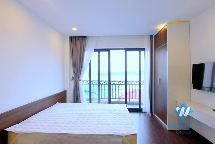 A brand new 2 bedrooms apartment with lake view for rent in Yen Phu village.