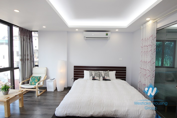 A brand new one bedroom apartment for rent in Tay Ho area.