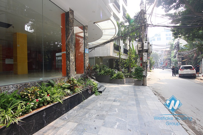 Spacious office, shop for rent in To Ngoc Van st, Tay Ho.