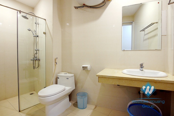 Spacious studio for rent in Ve Ho street, Tay Ho district.