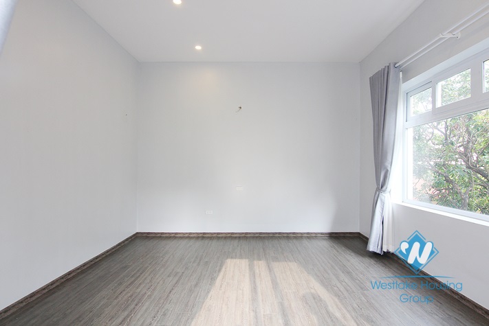 Spacious house with 04 bedrooms and 02 lagre balcony in Tay Ho