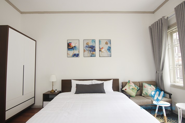 Studio with nicely decorated for rent in Dong Da area.