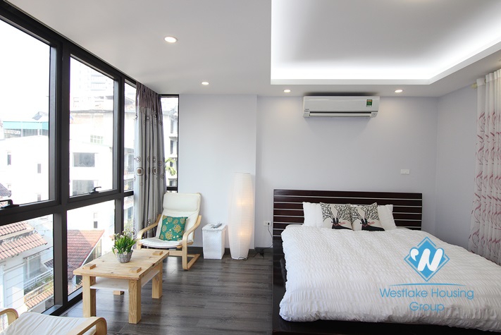 A brand new one bedroom apartment for rent in Tay Ho area.
