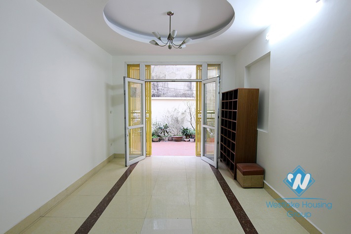 Cheap house with 3 bedrooms  for rent in Tay Ho area.