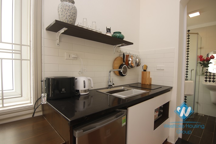 Studio with nicely decorated for rent in Dong Da area.
