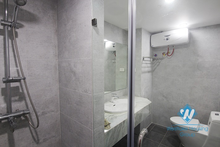 An office or make the restaurant for rent in Tay Ho area.