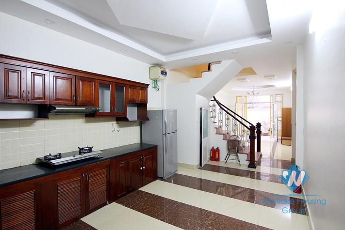 Cheap house with 3 bedrooms  for rent in Tay Ho area.