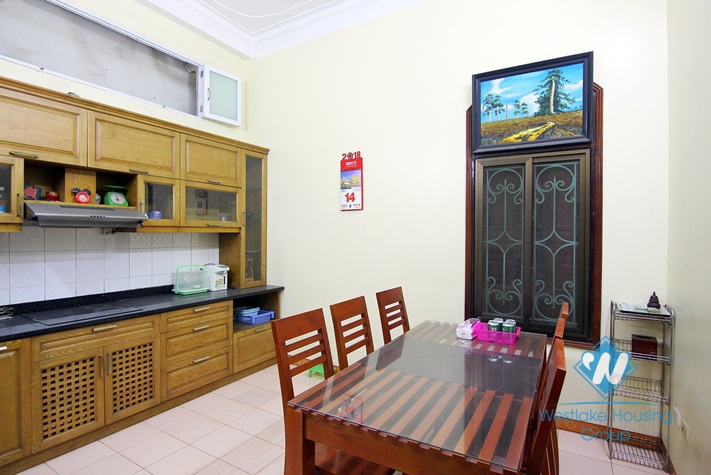 Private house with 4 bedrooms for rent in Au Co st, Tay Ho district.