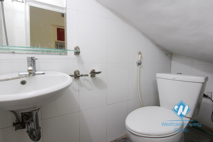 Cheap house with 3 bedrooms  for rent in Tay Ho area.